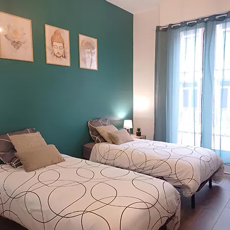Plein Centre- 90M Cathedrale - 2Ch - 4 Couchages Appartement Amiens Buitenkant foto